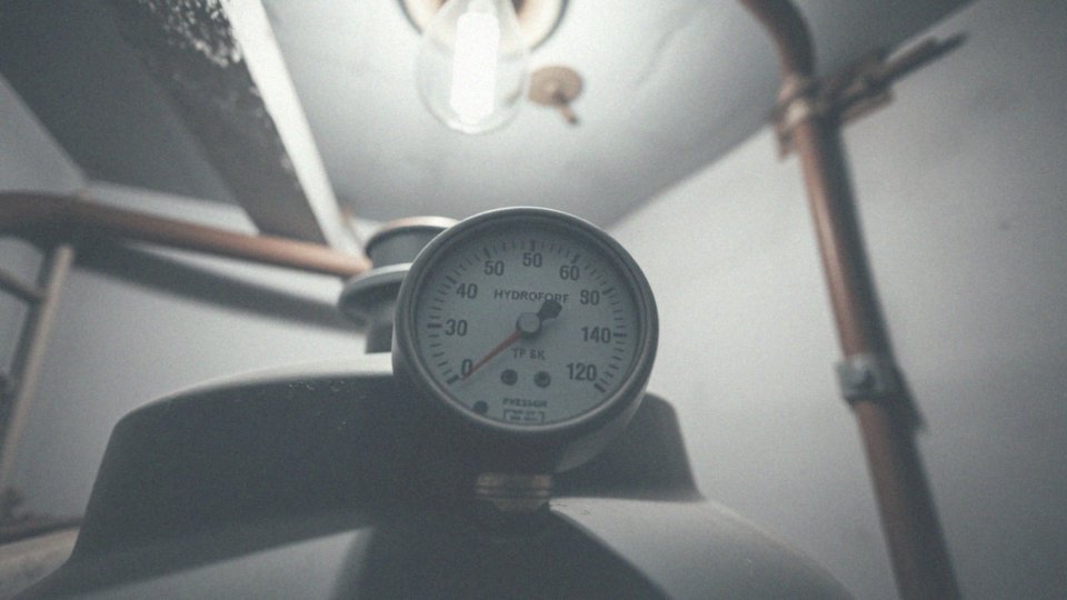 Jakie są objawy zapowietrzonego hydroforu?